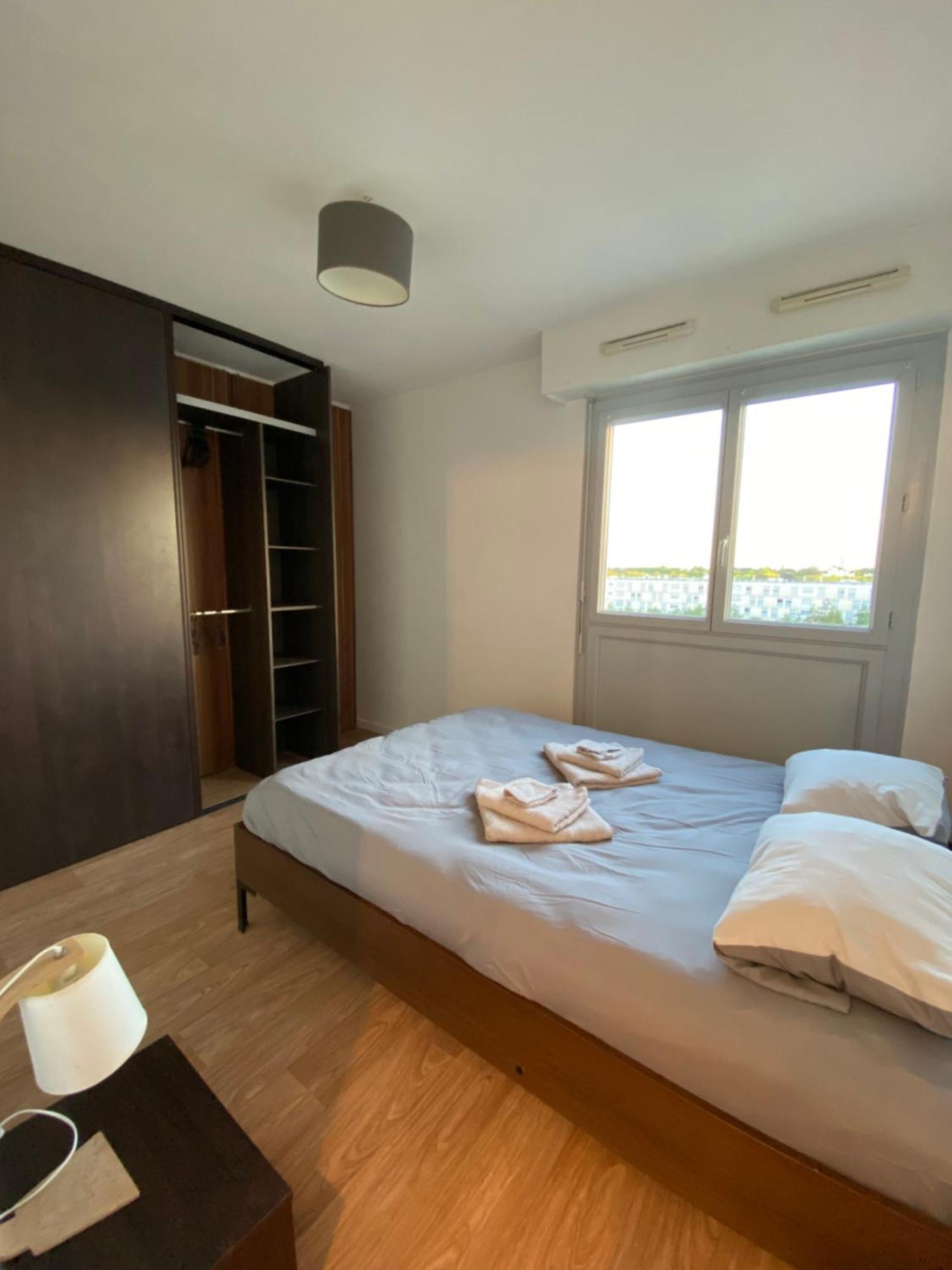 Appartement Spacieux - 10' Gare Angers Buitenkant foto